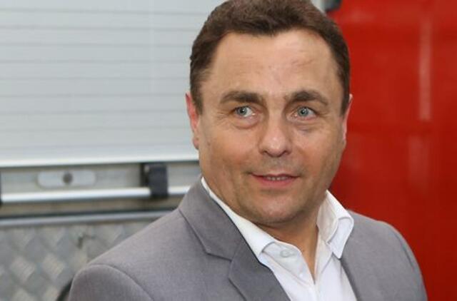 Petras Gražulis kreipėsi į VTEK dėl Gintaro Steponavičiaus galimai nuslėptų ryšių su "MG Baltic"