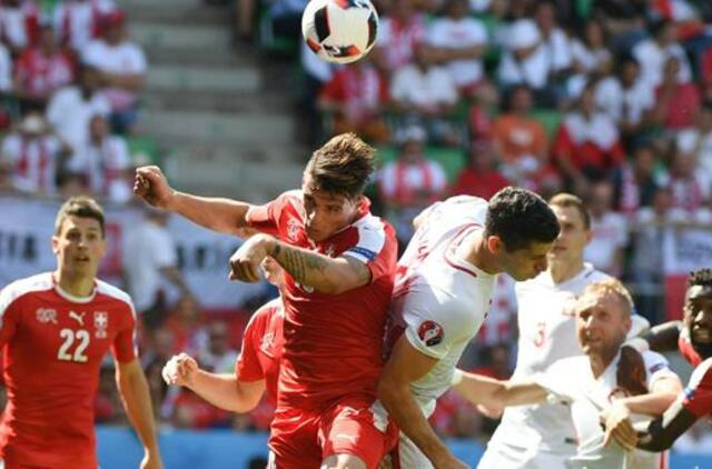 "Euro-2016": Lenkija pateko į ketvirtfinalį