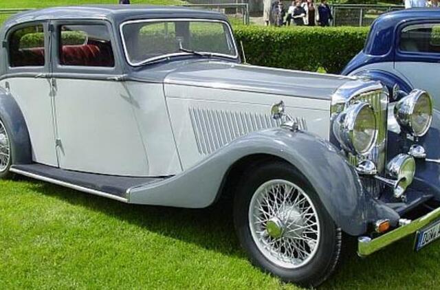 Jūros šventės žinią veš seni automobiliai