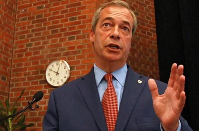 Euroskeptikas Naidželas Faradžas atsistatydino iš JK Nepriklausomybės partijos lyderio posto