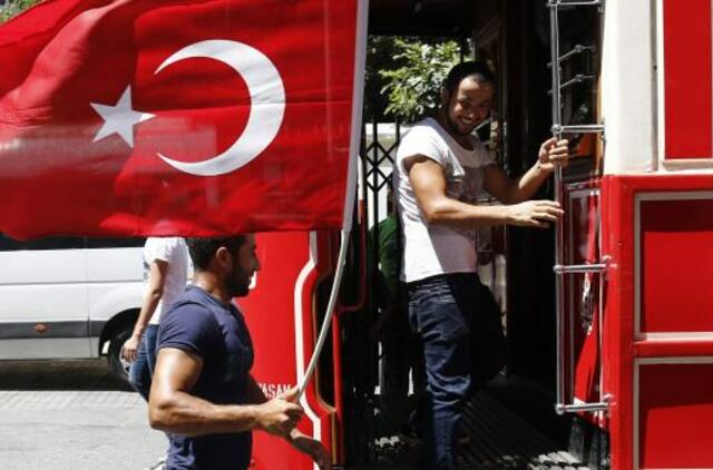 JAV kategoriškai neigia savo sąsajas su du Turkijoje bandytu įvykdyti perversmu