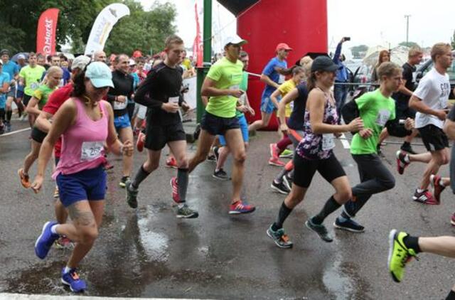 Klaipėdos maratonas: lietus bei greitoji pagalba