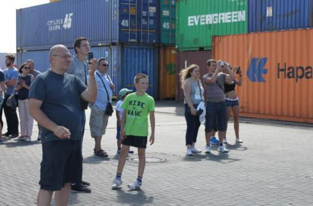 Netikėta šventės atrakcija - ekskursijos į krovos kompanijas