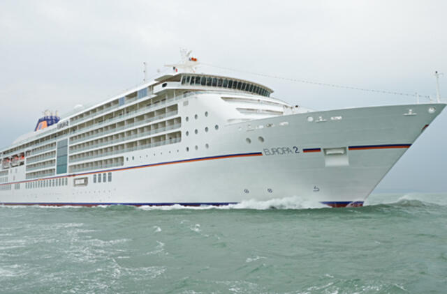 Į Klaipėdą atplaukė prabangus laivas "Europa 2"