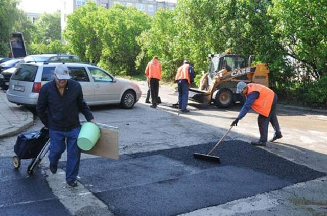 Nori asfaltuoto kelio ar kiemo remonto - teks mokėti