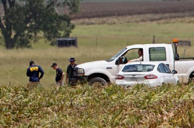 Teksase užsidegęs ir nukritęs oro balionas tikriausiai lietė elektros linijos laidus