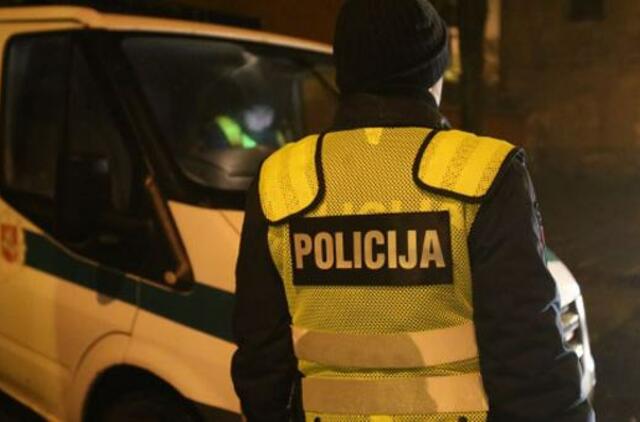 Vilniuje per vairuotojo sulaikymą nukentėjo policininkai ir jų mašinos