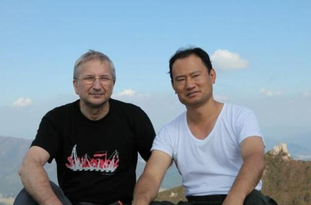 Kultūros fabrike - vakaras su žymiuoju "Kouk sun do" meistru Jun-Jin Mok