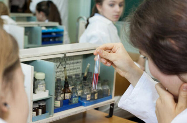 Moksleiviams - laboratorijų centras