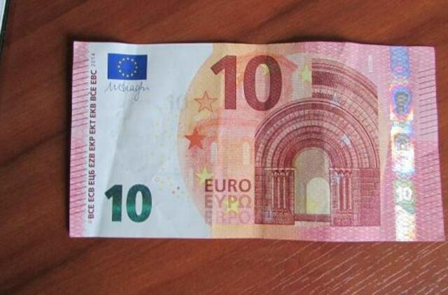 Pasiūlęs  muitinėje kyšį pilietis prisivirė košės