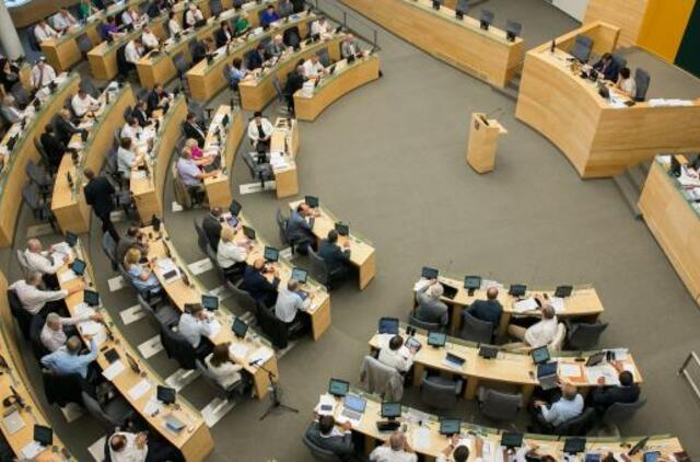 Seimas tylos minute pagerbė Leonido Donskio atminimą