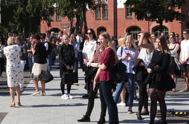 Universitetas metus pradėjo apdovanojimais