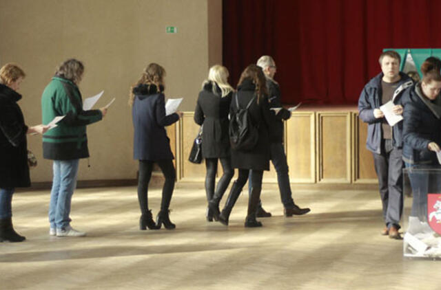 Iki vidurdienio rinkimuose balsavo 12 proc. rinkėjų