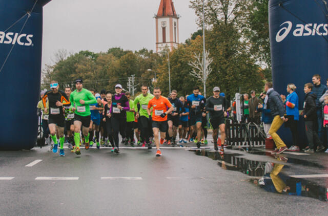 Kretingos gatves pripildė bėgikai