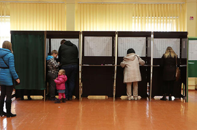 Rinkimuose – eilės ir painiava dėl apygardų ribų