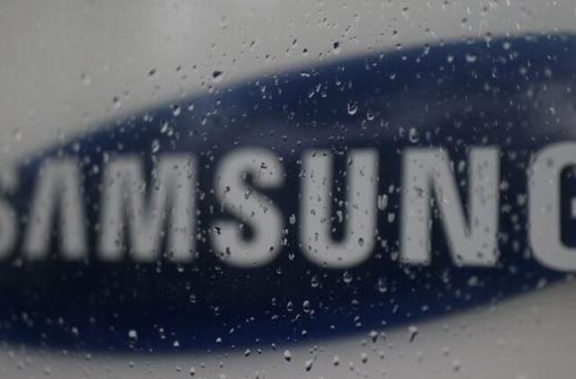 "Samsung" veiklos pelnas sumažėjo 30 proc.