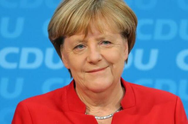 Angela Merkel oficialiai paskelbė sieksianti dar vienos kadencijos
