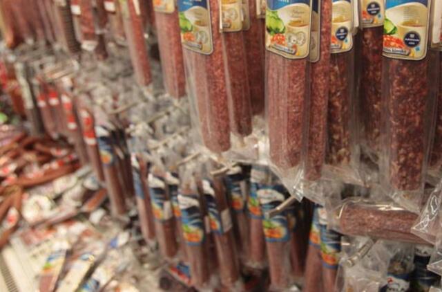 Lietuvos veterinarai tiria "Biovelos" produkciją, įmonė atšaukia sveikatai pavojingas dešras