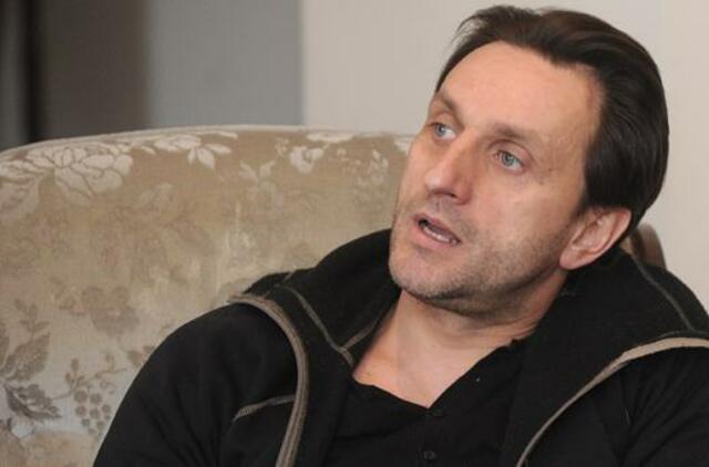 Naujausiame Dainiaus Kazlausko spektaklyje – pusę amžiaus trukusi meilės istorija