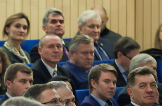 Naujieji Seimo nariai jau turi pažymėjimus