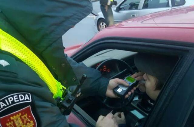 Neblaivus vairuotojas sakė važiuojąs dar alkoholio