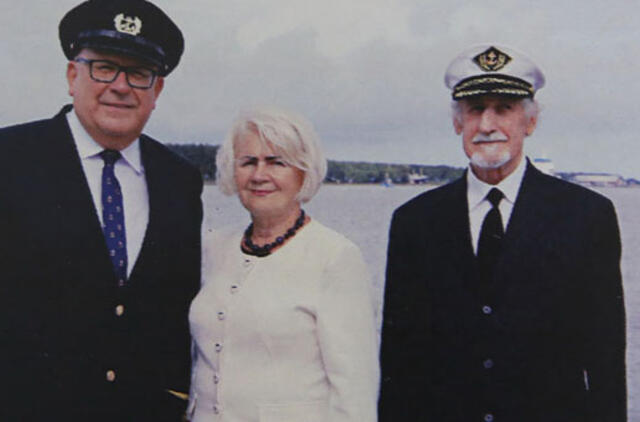 Dainos uostui ir jūrai