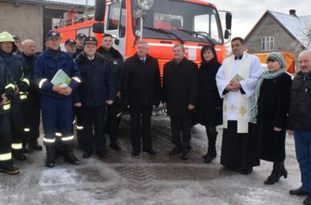 Endriejave – naujas ugniagesių automobilis