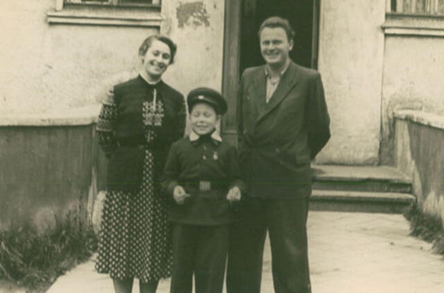 Klaipėdos akvarelės: namai ir žmonės (469)