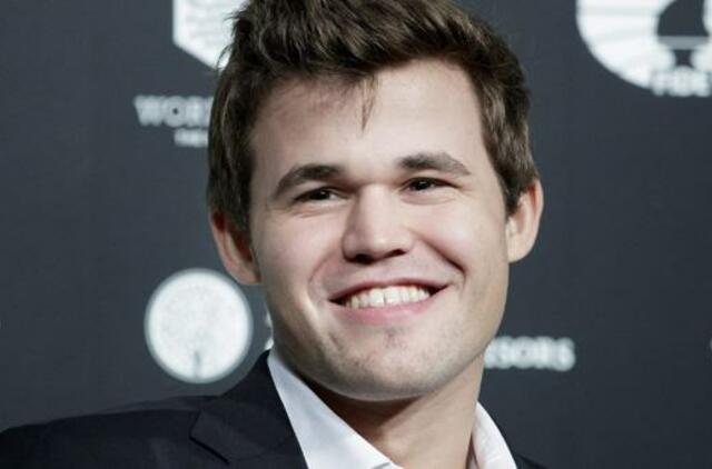 Norvegas Magnusas Karlsenas apgynė pasaulio šachmatų čempiono vardą