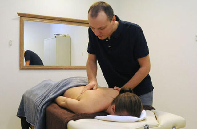 Kaip masažas padeda įveikti skausmą?