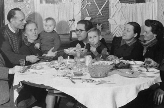 Klaipėdos akvarelės: namai ir žmonės (474)