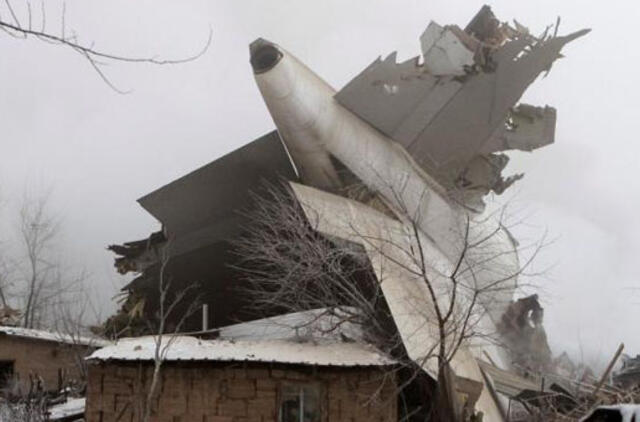 Sudužo "Turkish Airlines" lėktuvas, žuvo 37 žmonės