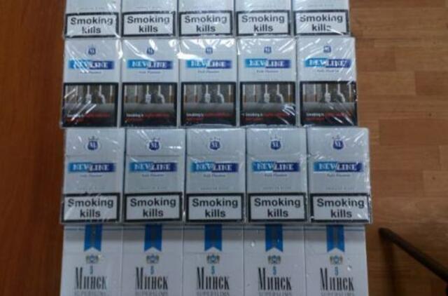 Turguje įkliuvo kontrabandinių cigarečių prekeivis
