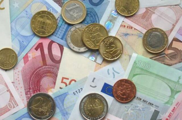 Vyriausybė – prieš 2 tūkst. eurų išmoką sulaukus pilnametystės