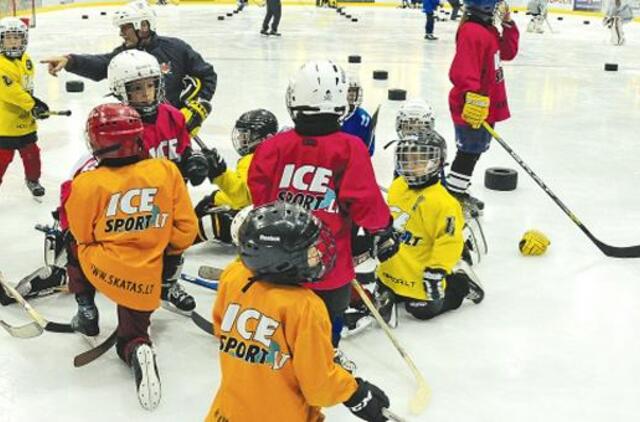 Klaipėdoje atgimsta ledo ritulys