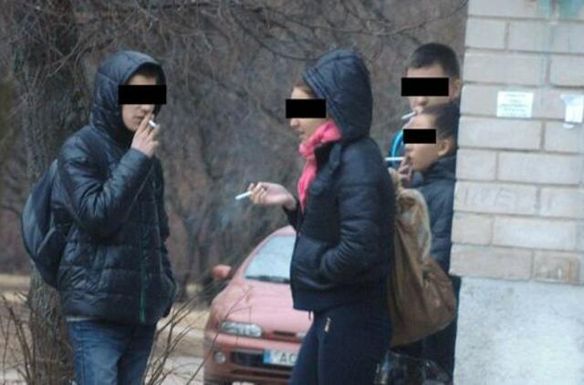 Kretingoje pareigūnams įkliuvo jaunieji rūkoriai