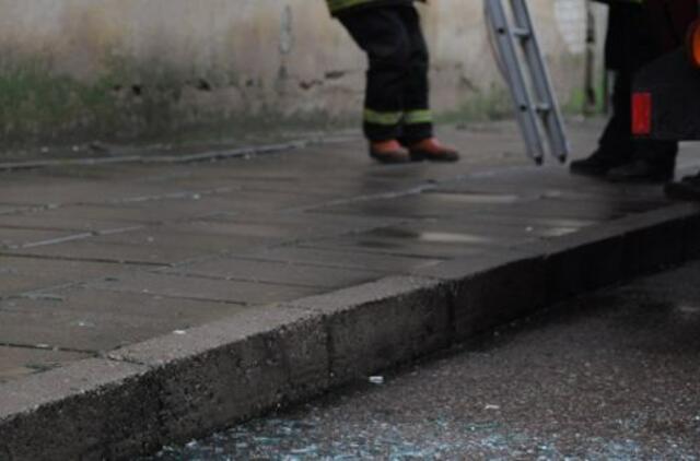 Mesta plyta policijai