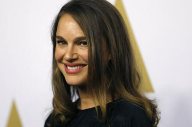 Natali Portman dėl nėštumo praleis "Oskarų" įteikimo ceremoniją