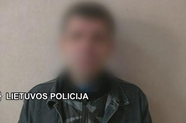 Policija išaiškino senjorų pinigus viliojusius sukčius