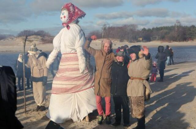 Šventojoje su More sudegintos negandos