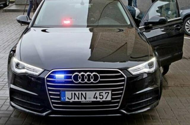 Kas vairuos policijos monstrą