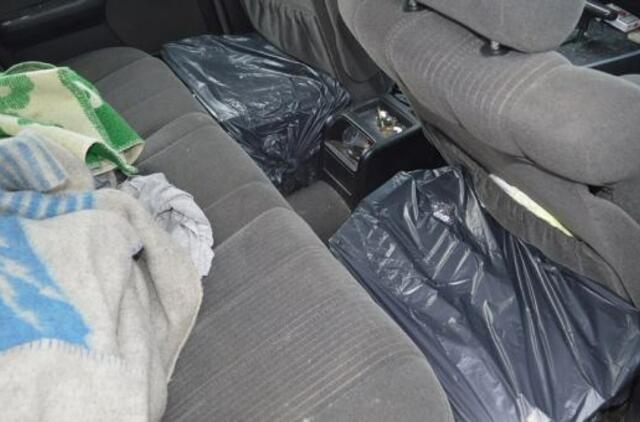 Kontrabandinius rūkalus gabenęs mažeikiškis nuo pasieniečių nepaspruko