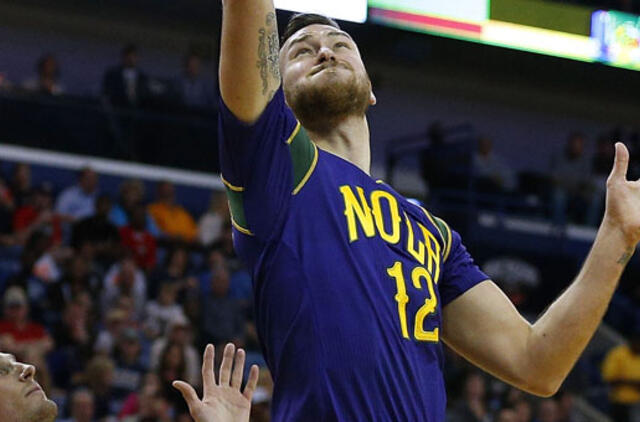 NBA čempionate - Mindaugo Kuzminsko ir Donato Motiejūno komandų pergalės