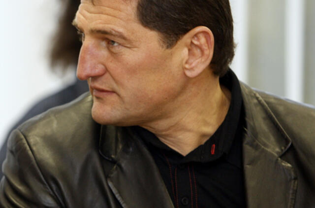 Ramutė Daktarienė prašo Seimo komiteto palaikyti jos vyro malonės prašymą