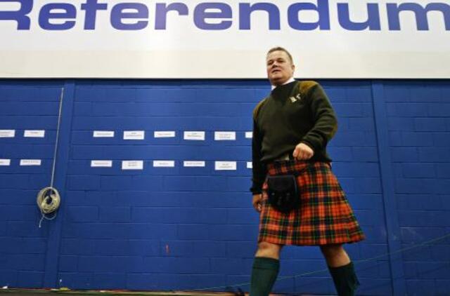 Škotų parlamentas parėmė siūlymą surengti naują referendumą dėl nepriklausomybės