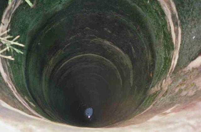 Už vaiko įmetimą į šulinį - 5 metai nelaisvės