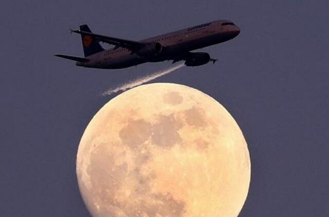 Norvegija ketina tapti pirmąja valstybe, keleivius skraidinančia elektriniais lėktuvais