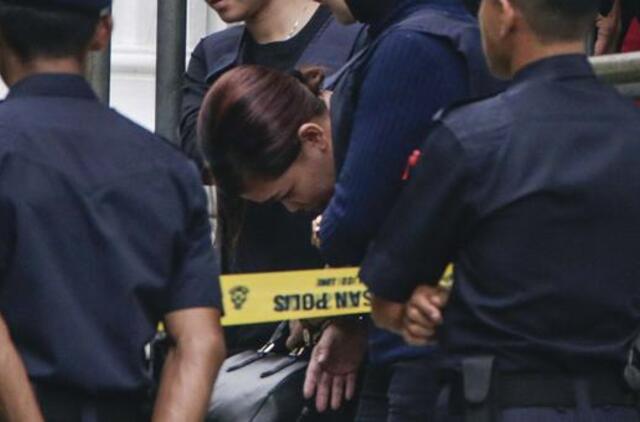 Prieš teismą stoja dvi Kim Čen Uno netikro brolio nužudymu įtariamos moterys