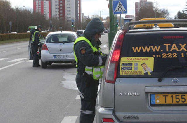 Važiavimas per draudžiamą šviesoforo signalą - masinis