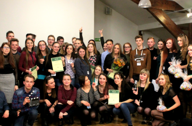 Festivalyje „Trumpas kinas. Daina ekrane“ dalyvavo 7 komandos